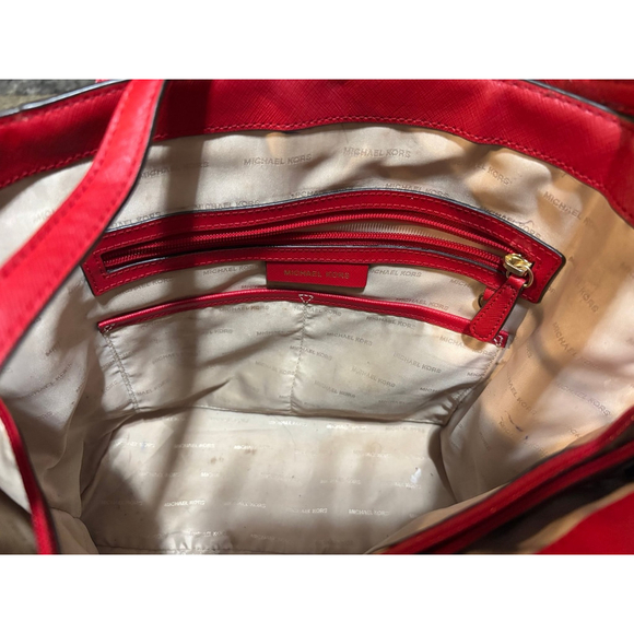 Michael Kors Purse - Picture 7 of 8